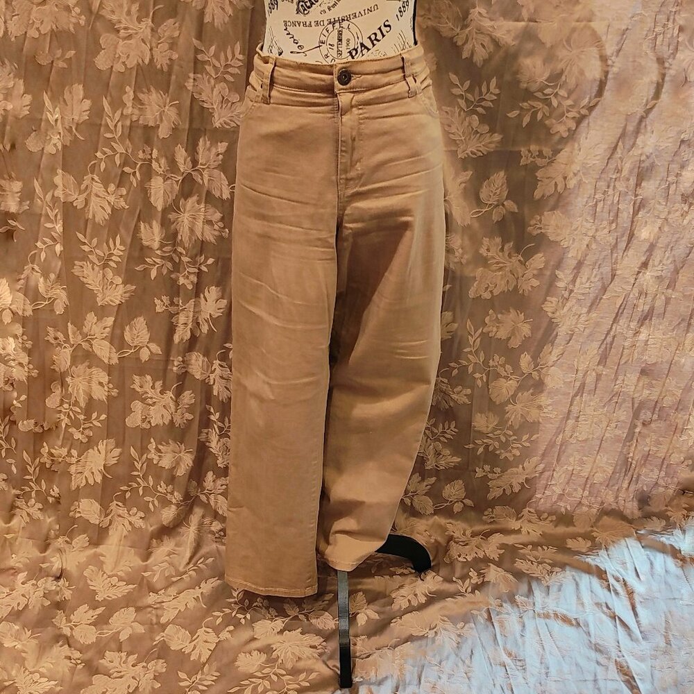 Bandolino Mandie Jeans, Size 14P, Used
